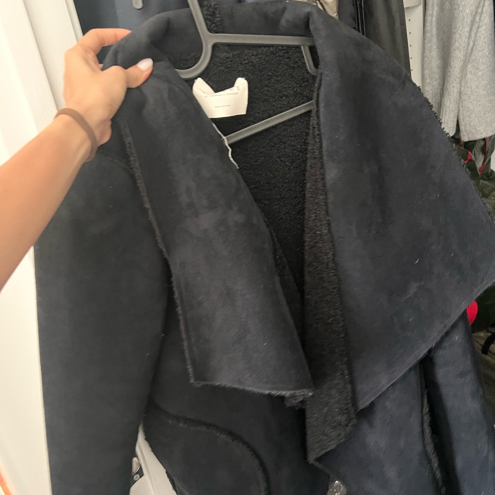 Black Shearling Jacket - image 5